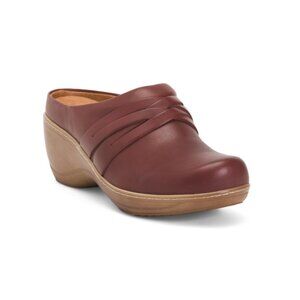 SOFTWALK Dark Cherry Leather Mackay Comfort Clogs